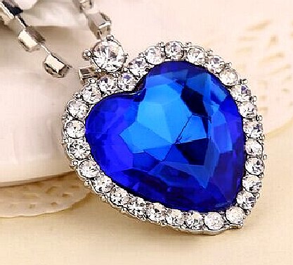 The fictional heart of the ocean blue diamond